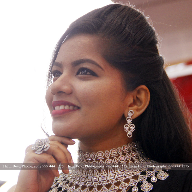 Theni-Female-modeling-